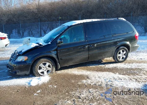 2005 Dodge Grand Caravan Sxt z USA, uszkodzony, nr VIN 2D4GP44L05R459454